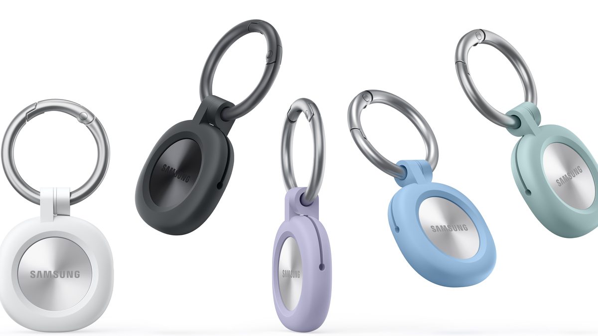 Galaxy SmartTag3 em cinco cores, com capas de silicone e argolas de chaveiro, em imagem de divulgação da Samsung